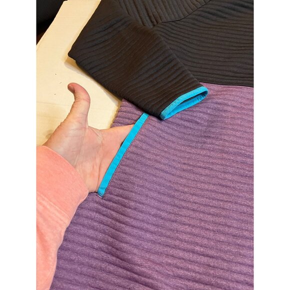 L.L.Bean Womens Airlight Knit Asymmetrical Quarter-Zip Tunic M petite Colorblock - Picture 8 of 12